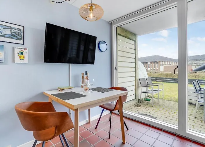 1 Bedroom Beautiful In Hébergement de vacances